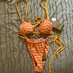VOLCOM BIKINI NWT